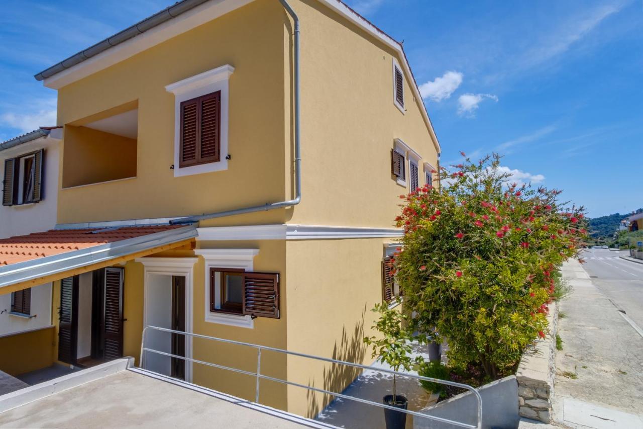 Abba Apartments Mali Losinj Exterior photo