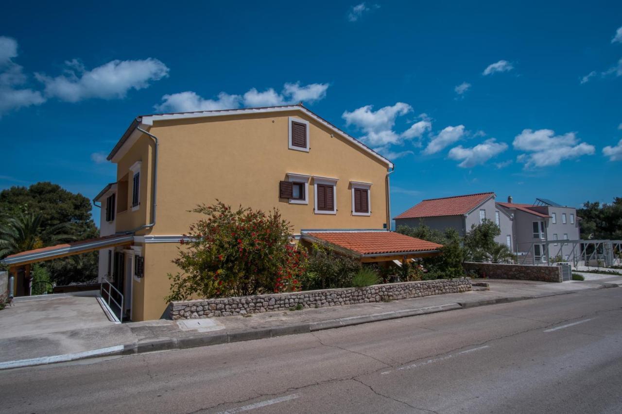 Abba Apartments Mali Losinj Exterior photo